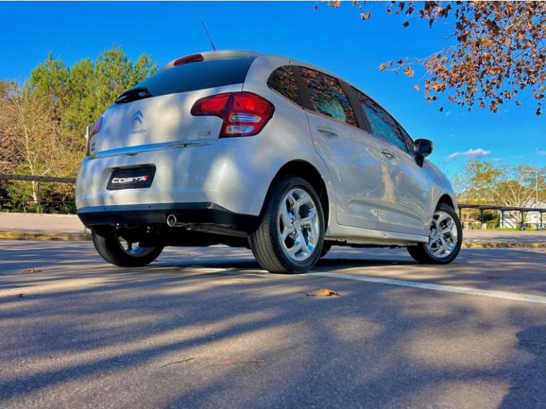 CITROËN - C3 - 2014/2014 - Branca - R$ 46.000,00