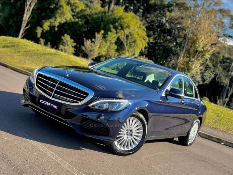 MERCEDES-BENZ - C 180 - 2018/2018 - Azul - R$ 129.900,00
