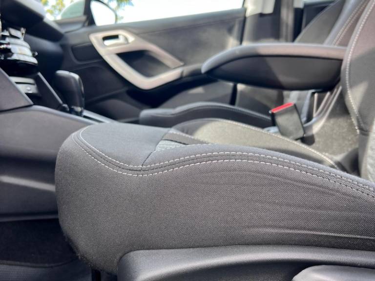 PEUGEOT - 208 - 2018/2018 - Branca - R$ 68.900,00