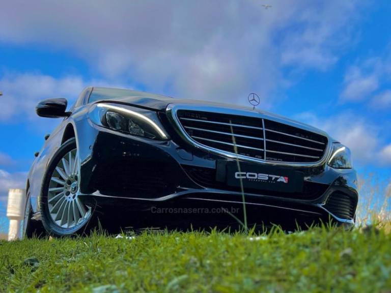 MERCEDES-BENZ - C 180 - 2018/2018 - Azul - R$ 129.900,00