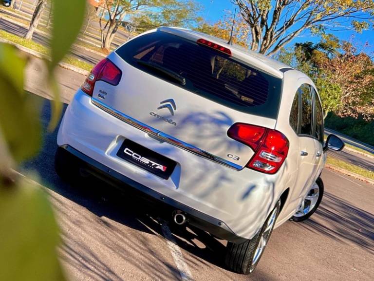 CITROËN - C3 - 2014/2014 - Branca - R$ 46.000,00