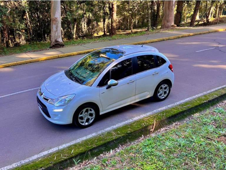 CITROËN - C3 - 2014/2014 - Branca - R$ 46.000,00