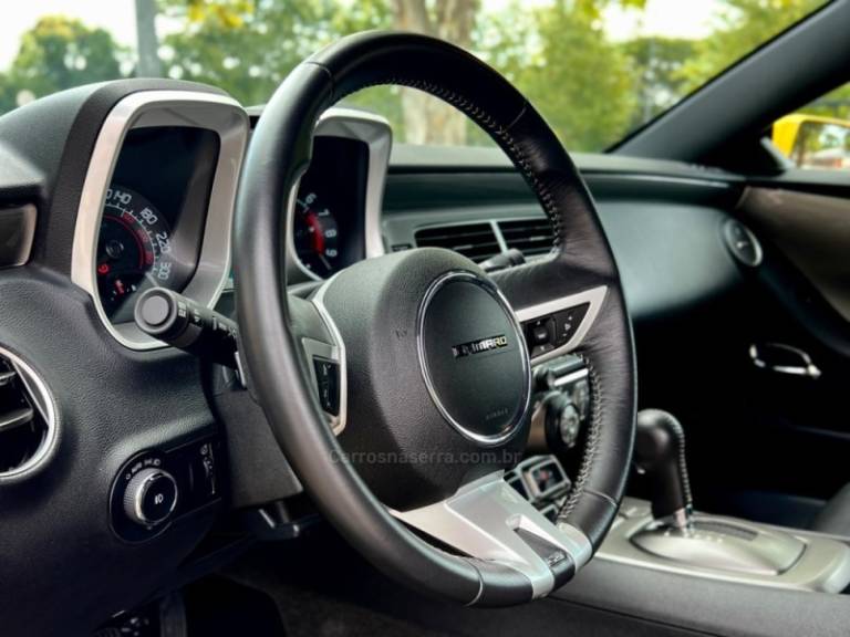 CHEVROLET - CAMARO - 2011/2011 - Amarela - R$ 350.000,00