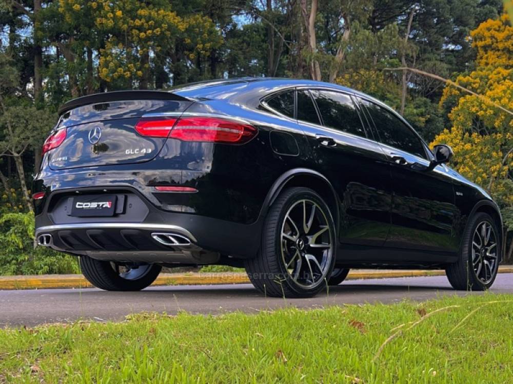 MERCEDES-BENZ - GLC 43 AMG - 2019/2019 - Preta - R$ 359.900,00