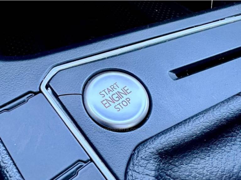 VOLKSWAGEN - VIRTUS - 2023/2023 - Cinza - R$ 119.990,00