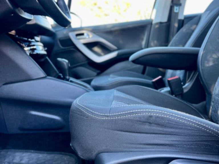 PEUGEOT - 208 - 2019/2019 - Branca - R$ 72.900,00