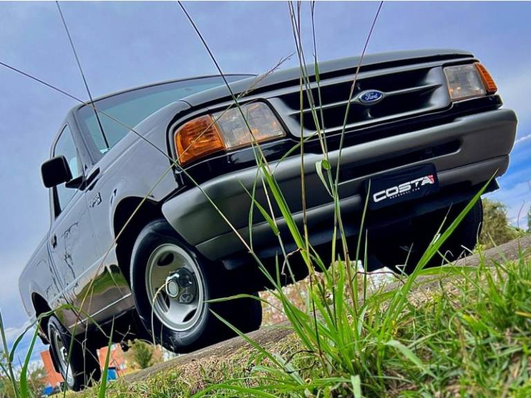 FORD - RANGER - 1996/1996 - Preta - R$ 89.900,00