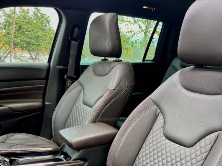 JEEP - COMMANDER - 2022/2022 - Cinza - R$ 190.000,00