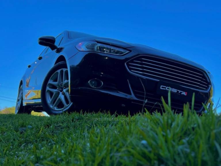 FORD - FUSION - 2015/2015 - Preta - R$ 74.900,00