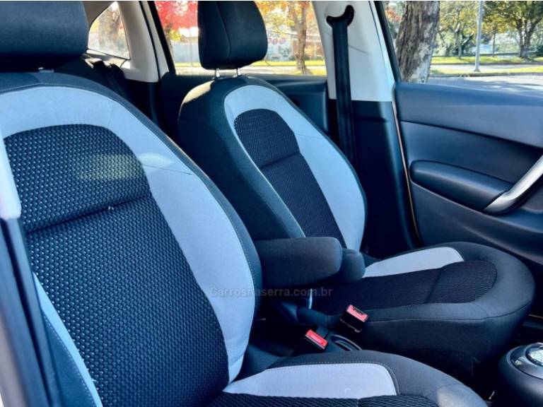 CITROËN - C3 - 2014/2014 - Branca - R$ 46.000,00