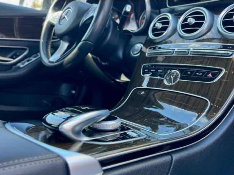 MERCEDES-BENZ - C 180 - 2018/2018 - Azul - R$ 129.900,00