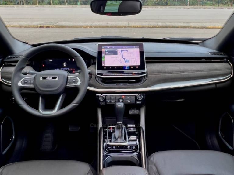 JEEP - COMMANDER - 2022/2022 - Cinza - R$ 190.000,00